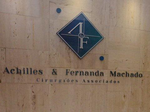 ACHILLES & FERNANDA MACHADO CIRURGIÕES ASSOCIADOS